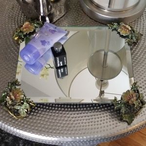 Mirrored Perfume Stand
